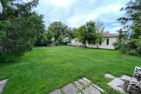 11635 Sunset Road, ON N5P 3T2