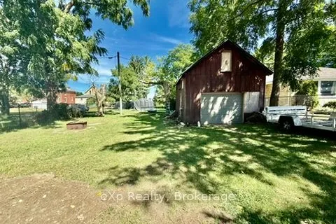 531 11th Avenue, ON N4N 2S3