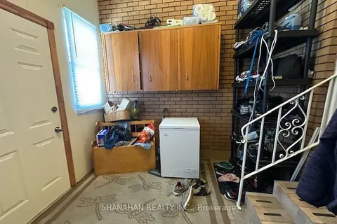 410 Mcnaughton Avenue, ON N7L 2G9