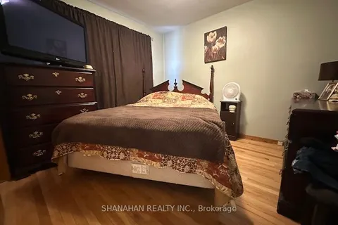 410 Mcnaughton Avenue, ON N7L 2G9