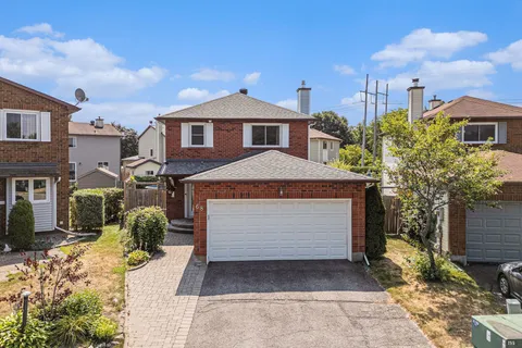68 Hewitt Court, ON K2L 3R3
