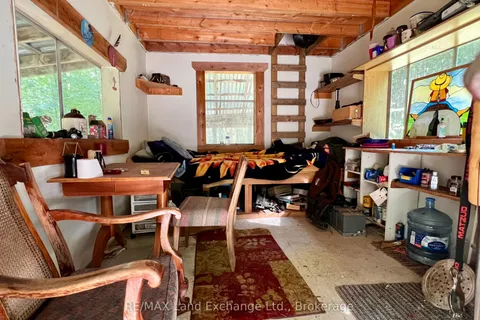 36718A River Road, ON N0G 2H0