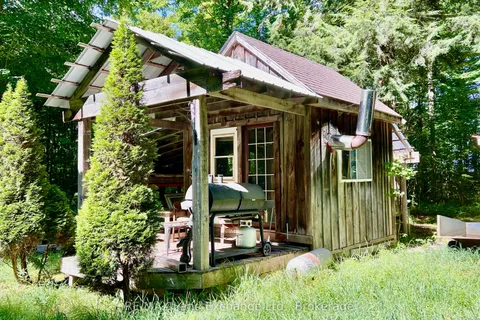 36718A River Road, ON N0G 2H0