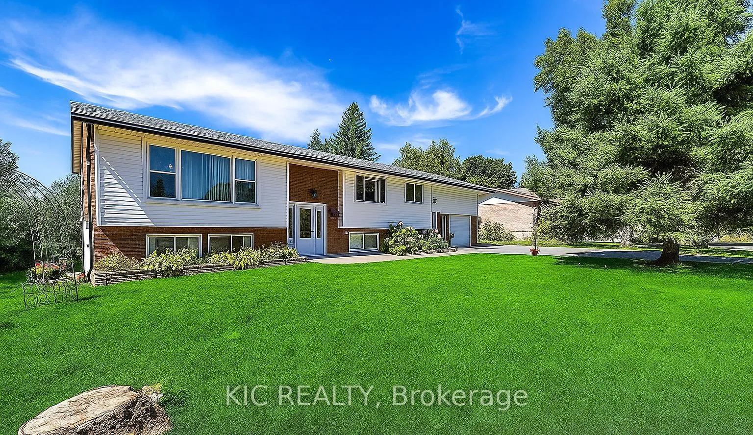 812 Frank Hill Road, ON K9J 6X3