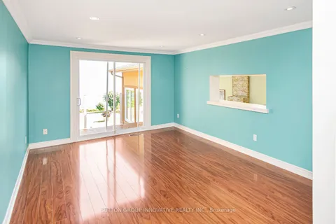 38 Lakeside Drive, ON L3M 2L2