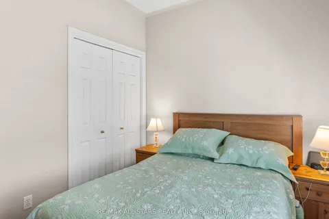 111 colborne Street, ON K0M 1N0