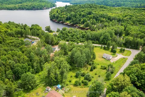 17 Vernon Lane, ON P1H 2J2