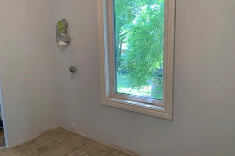 180 Waterloo Avenue, ON N1H 3J3