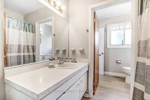 12 Curtis Avenue, ON N5Z 4G1