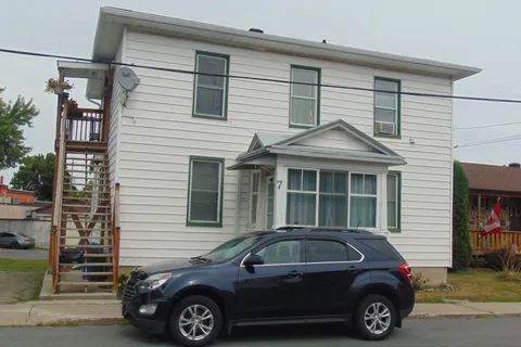 7-9 Ottawa Street, ON K0C 1A0