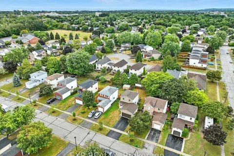 913 Fairbanks Road, ON K9A 5H1