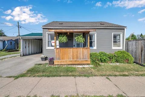 104 Southworth Street, ON L3B 1Y8