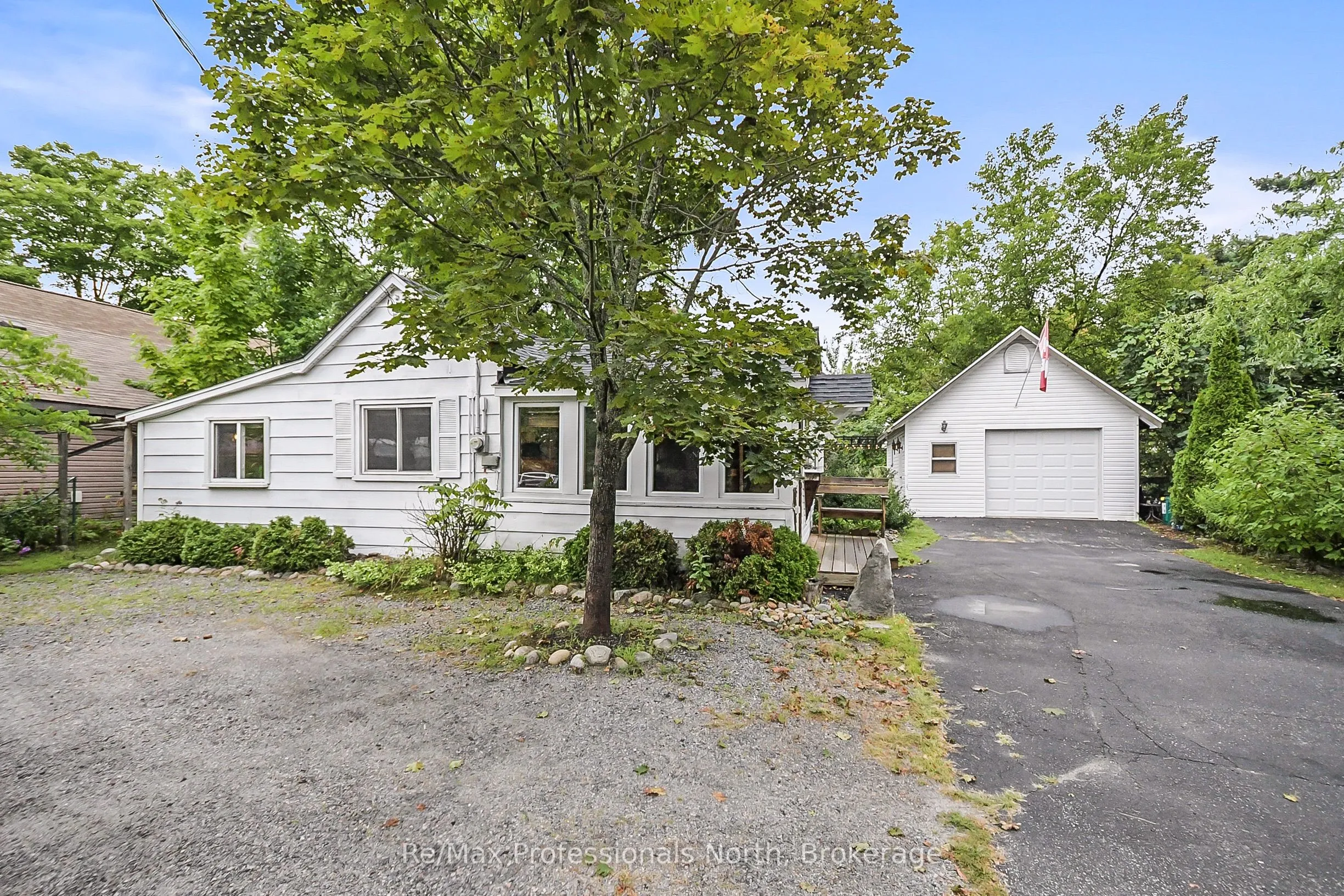 520 FIRST Street, ON P1P 1B9