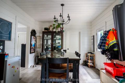 14 Old Vienna Road, ON N4G 3C4