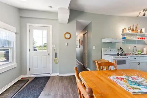 43 Stanley Street, ON K0K 1G0