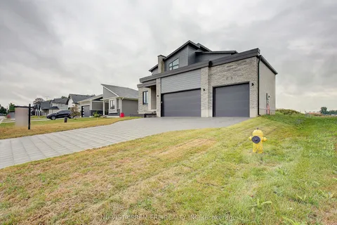 153 McLeod Street, ON N0M 2K0