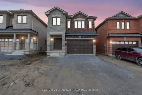 26 Huntsworth Avenue, ON L2V 5G7