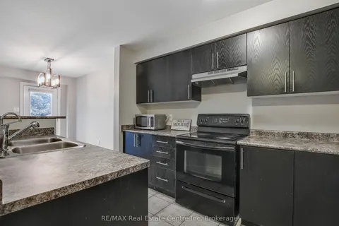 35 Revell Drive, ON N1G 0B2