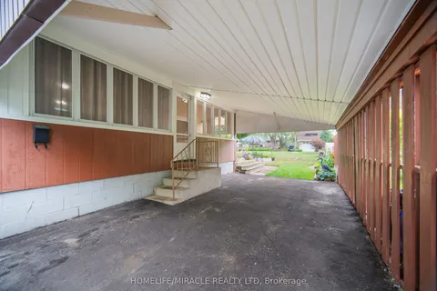 69 Bee Street, ON N4S 3Z2