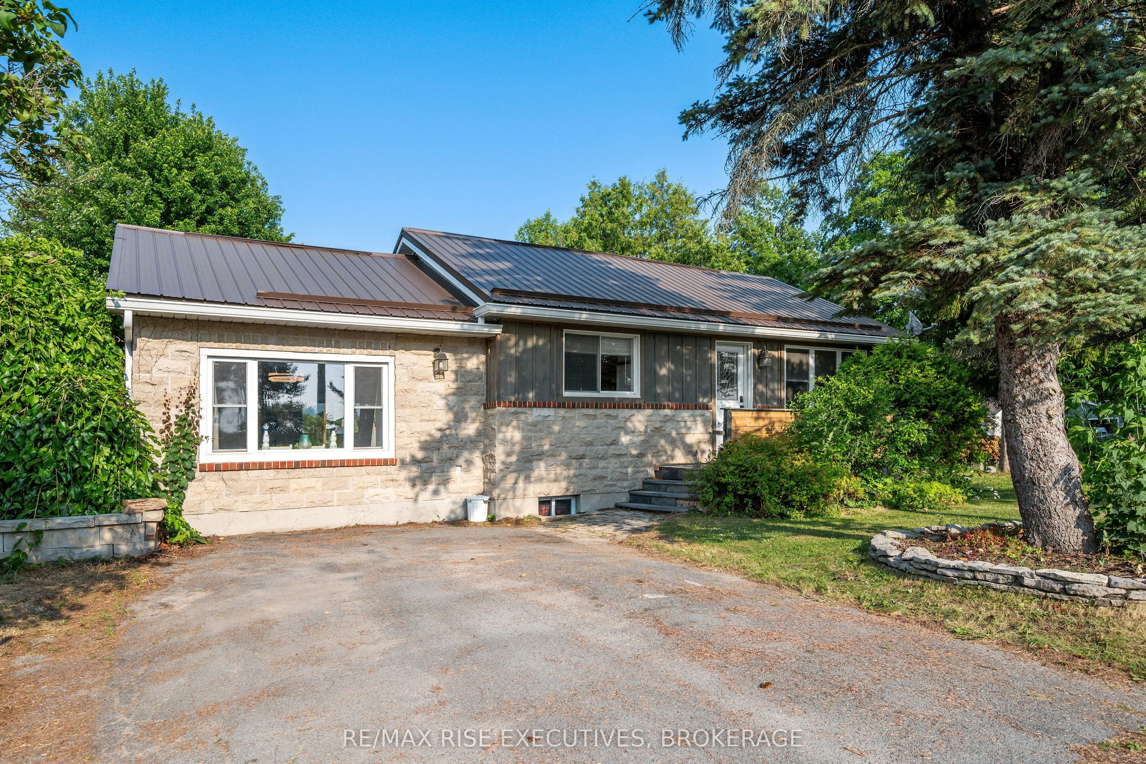 1224 Westbrook Road, ON K7P 2V3