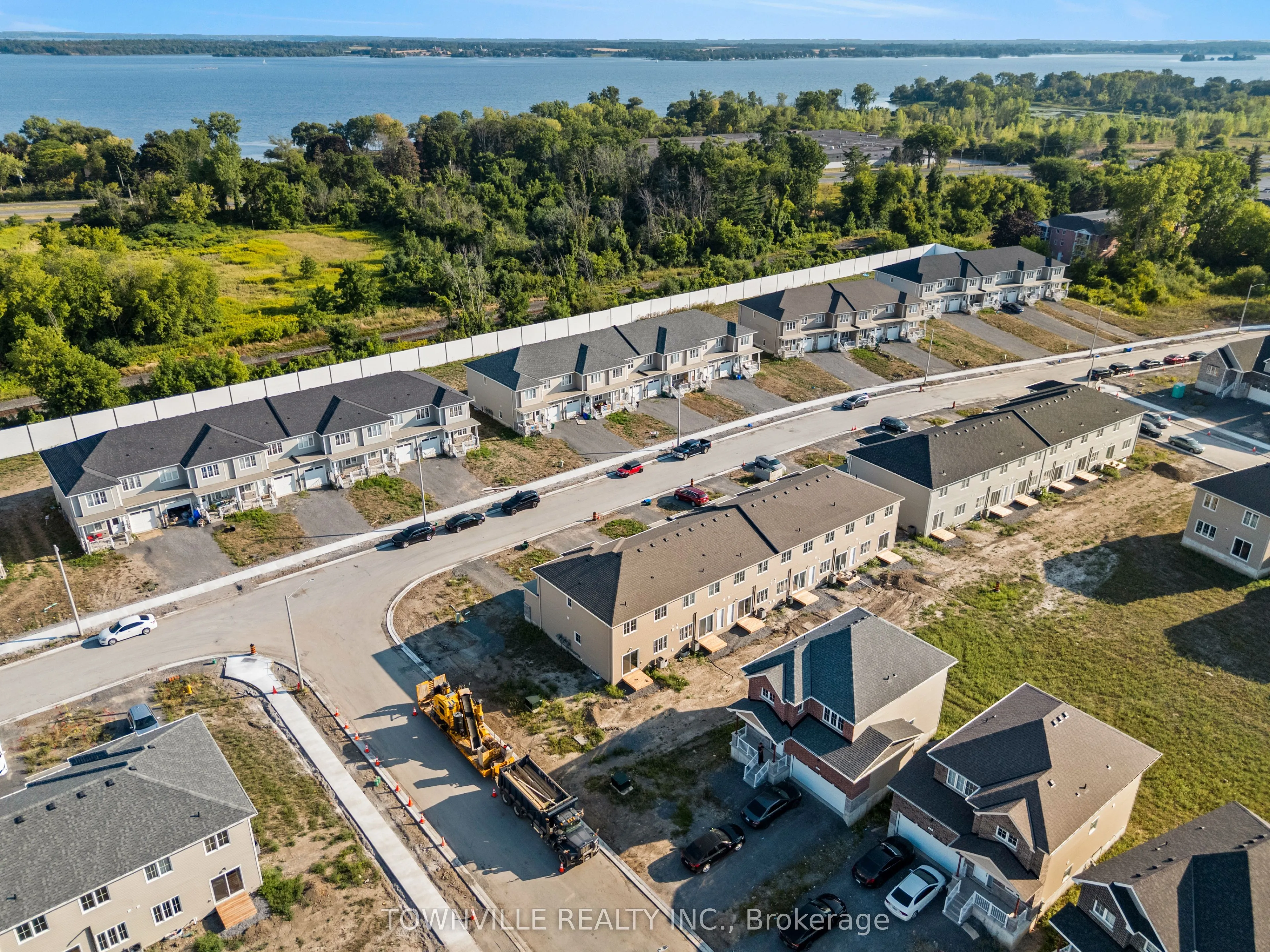 45 Lincoln Drive, ON K8N 0T7