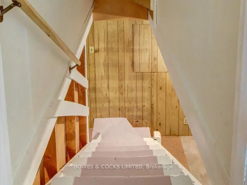 722 Gillespie Avenue, ON K9J 4B7