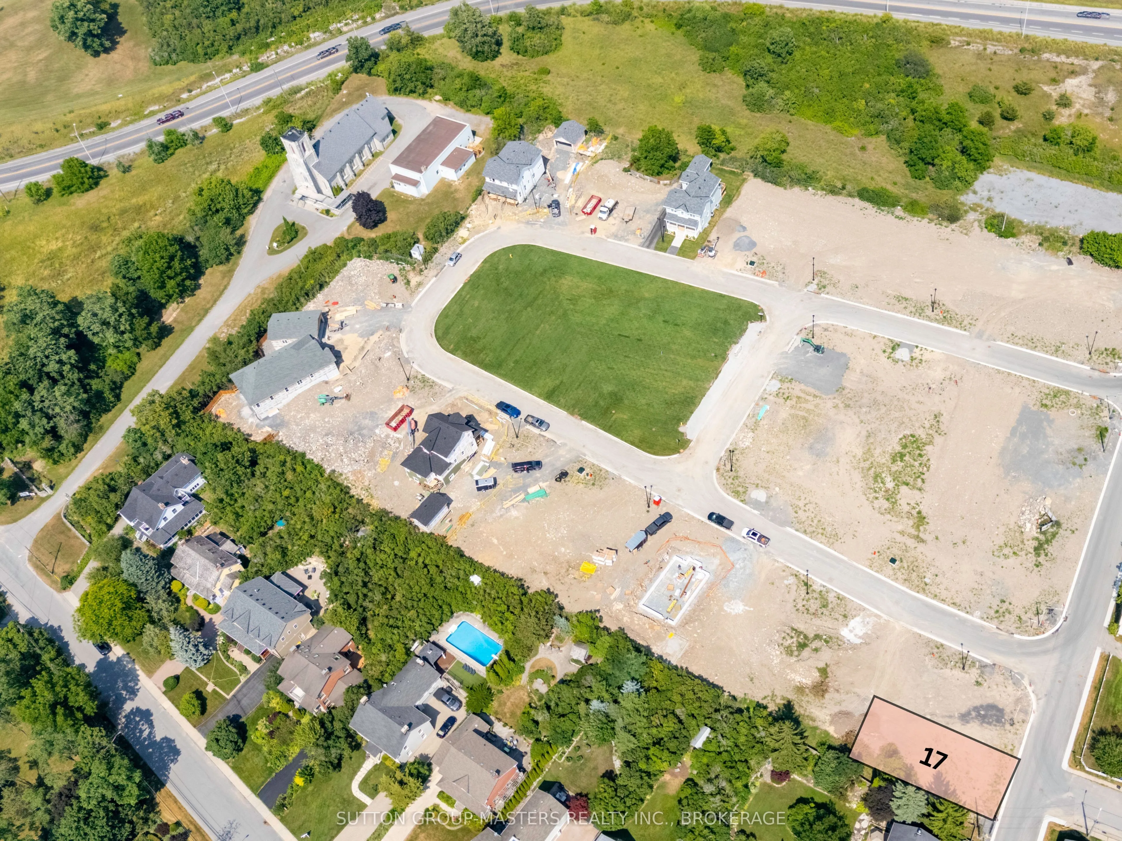 405 Wellington Street, ON K7K 6W4