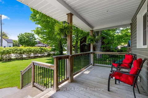 136 Queen Street, ON N0H 1P0