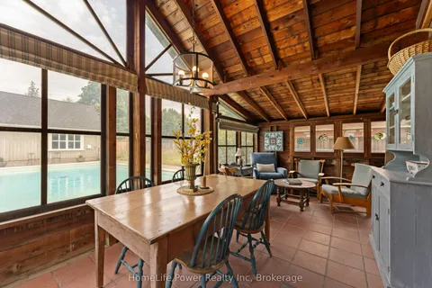 2 Alwington Avenue, ON K7L 4R3