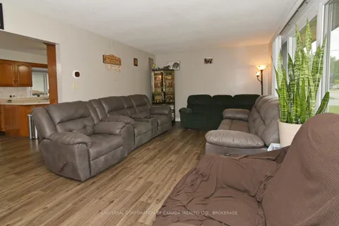 406 Elm Avenue, ON N4W 3G2