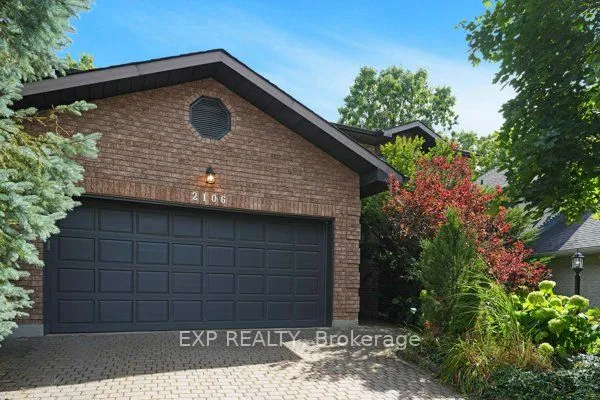 2106 Lamira Street, ON K1H 8N9