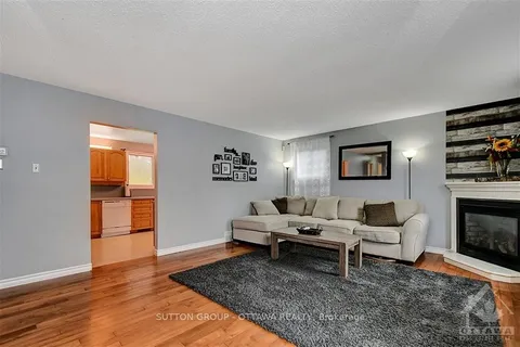 20 Dundegan Drive, ON K2L 1P8