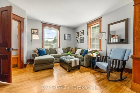 1382 Lochwinnoch Road, ON K7V 3Z4