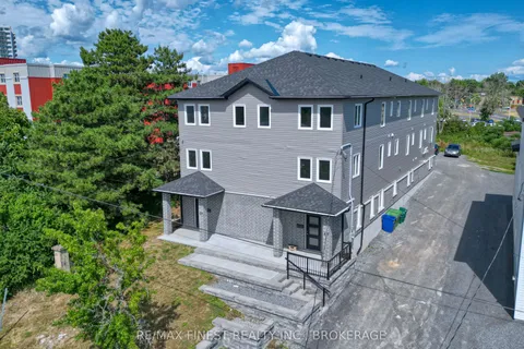 67-69 Gardiner Street, ON K7M 1A7