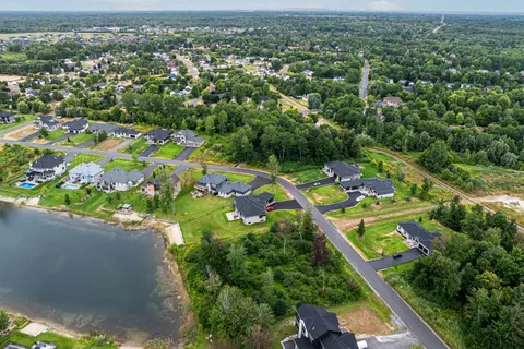 464 Shoreway Drive, ON K4P 0G3