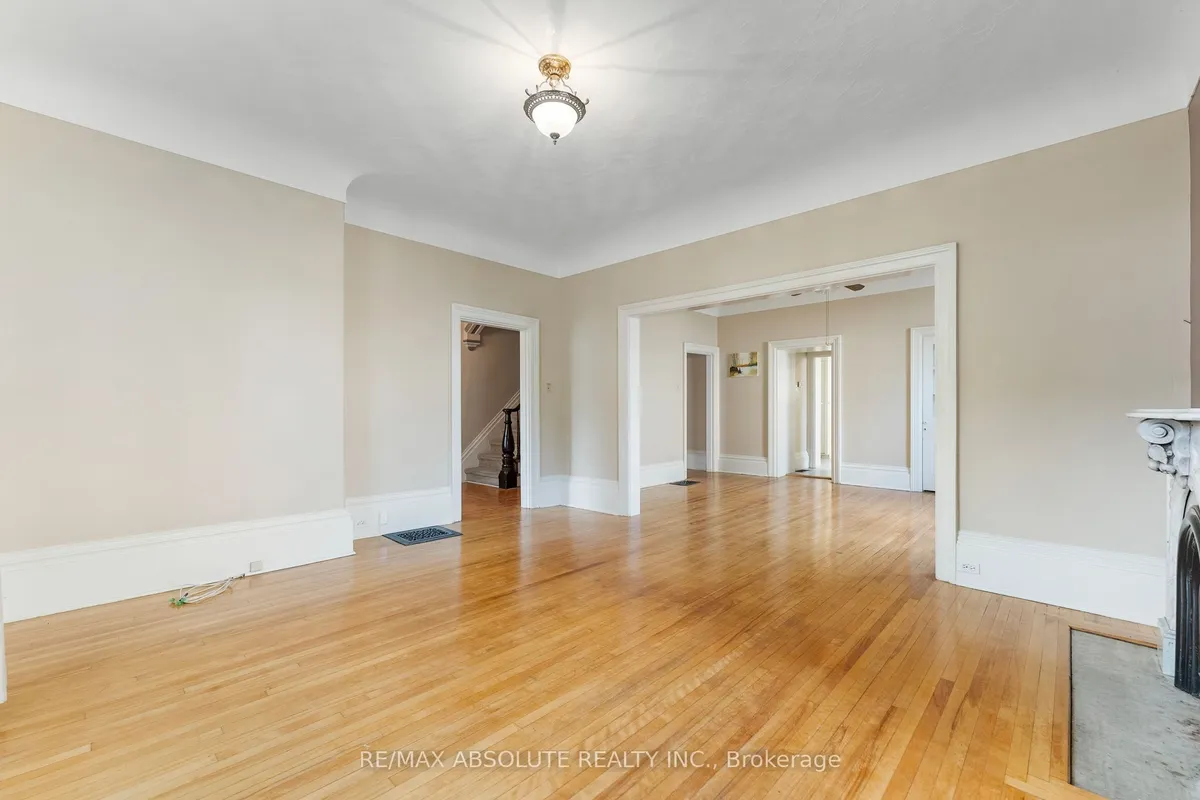 24 Ottawa Street, ON K7S 1W8