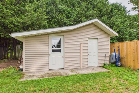 1049 Wellington Street, ON N0H 2C3