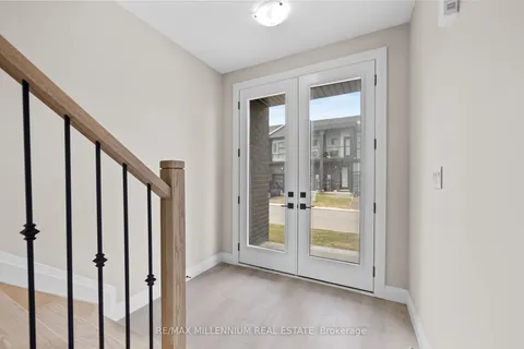 21 Warren Trail, ON L3B 0N8