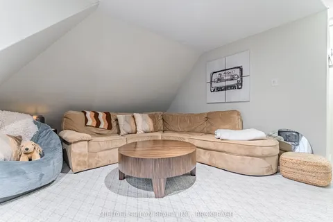 98 Sherman Avenue, ON L8M 2P7