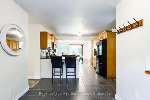 216 Shadywood Crescent, ON N2Z 2X3