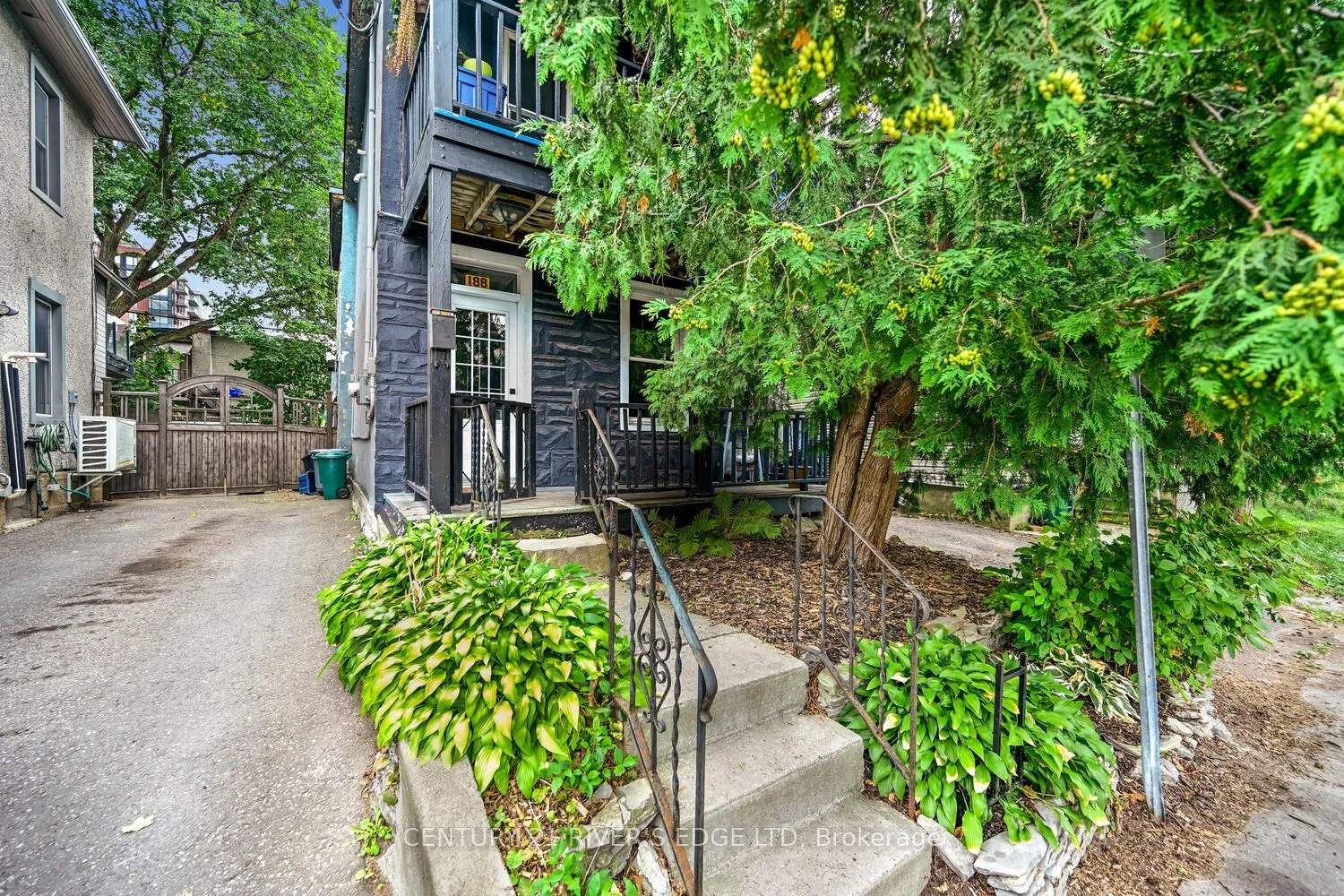 188 ARMSTRONG Street, ON K1Y 4E2