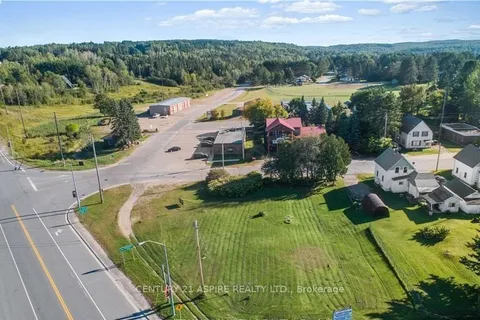 00 PCL 36-1 SEC 36M220 Highway, ON K0J 2M0