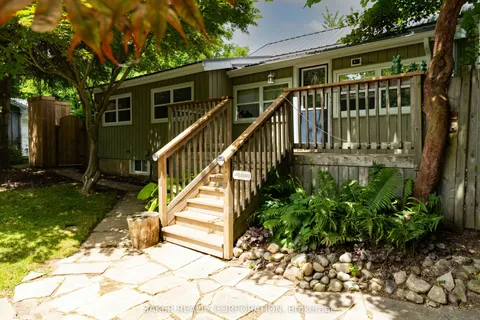 335D George Street, ON N5L 1C6