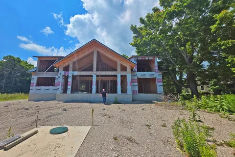 243 Isthmus Bay Road, ON N0H 1W0