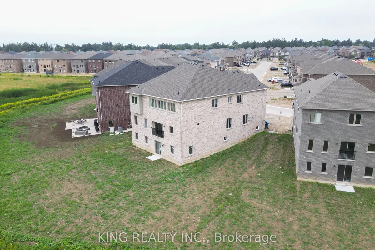 373 Russell Street, ON N0C 1B1