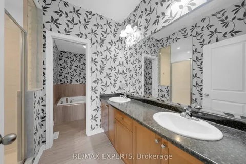 4367 Chemonda Street, ON L2G 0E9