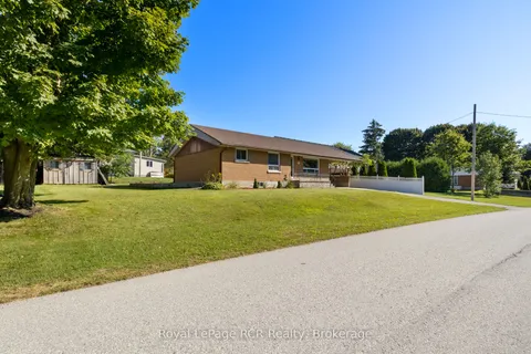 141 North Water Street, ON N0G 2L3