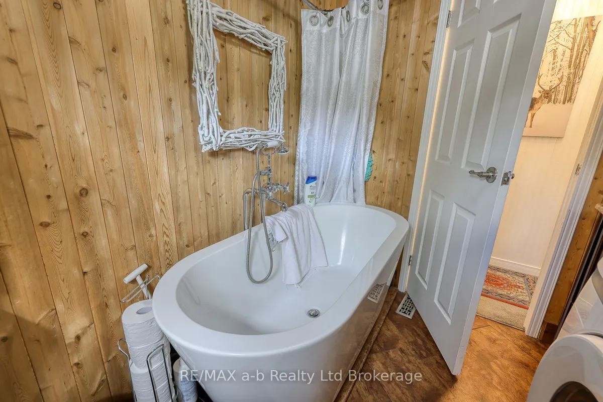 746112 Township 4 Road, ON N4S 7V9