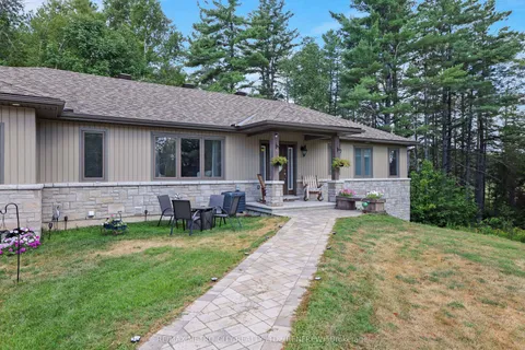 2457 Burnstown Road, ON K7V 3Z4