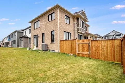 237 Eastbridge Avenue, ON L3B 0M6